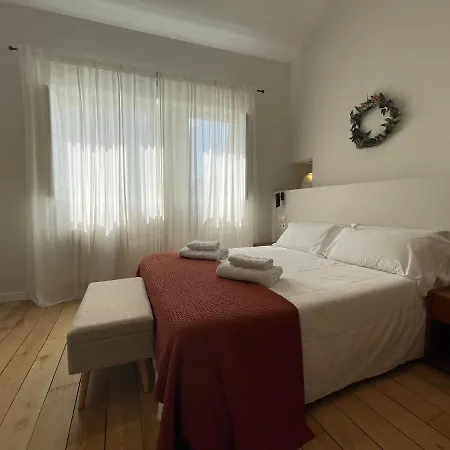 Housingcoruna San Nicolas 27 A Coruna